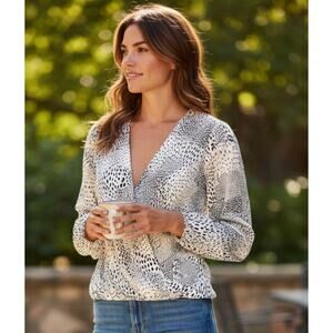 Karen Kane NWT Black White Abstract Print Faux Wrap Blouse Size S